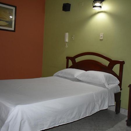 La Posada Del Viajero Ibagué Eksteriør billede