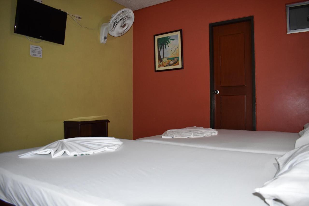 La Posada Del Viajero Ibagué Eksteriør billede